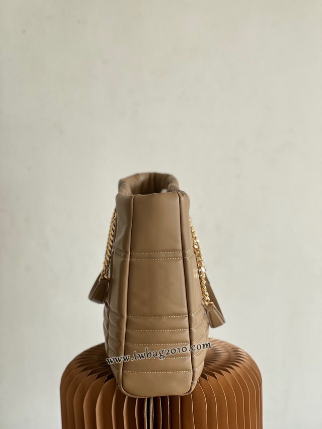 Burberry專門店新款羔羊皮絎縫購物袋 巴寶莉鏈條雙肩帶肩背女包 yxb1385
